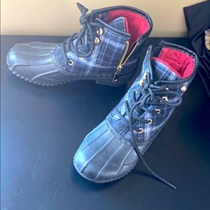 Tommy Hilfiger boots